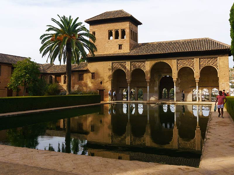 tour de alhambra con guia y entradas incluidas